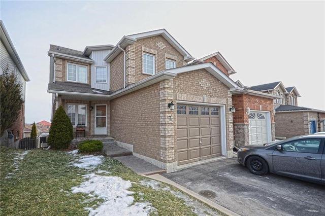 7 Adams St, House attached with 3 bedrooms, 3 bathrooms and 2 parking in Bradford West Gwillimbury ON | Image 1