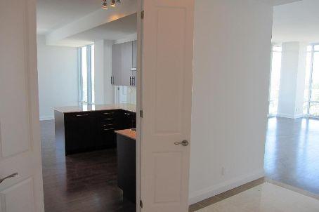 2703 - 1 Bedford Rd, Condo with 2 bedrooms, 3 bathrooms and 2 parking in Toronto ON | Image 2