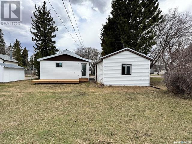704 B Avenue E, House detached with 2 bedrooms, 1 bathrooms and null parking in Wynyard SK | Image 17