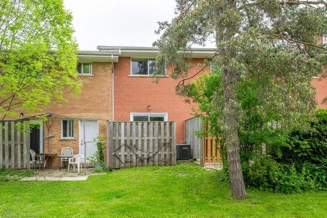 252 Westcourt Place, House attached with 2 bedrooms, 1 bathrooms and 1 parking in Waterloo ON | Image 31