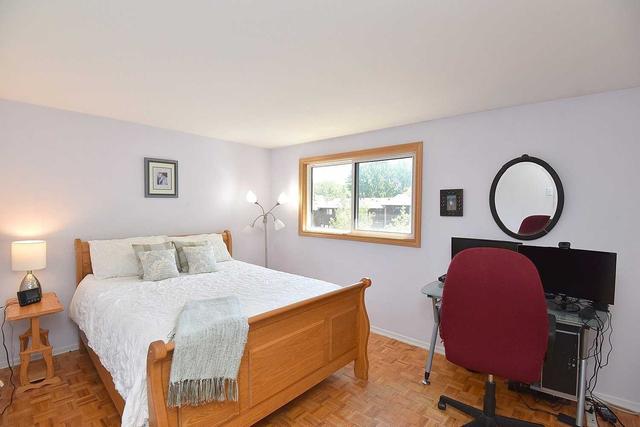 564 Forestwood Cres, Condo with 3 bedrooms, 2 bathrooms and 2 parking in Burlington ON | Image 14