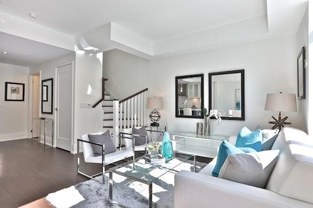 Th 11 - 25 Malcolm Rd, Townhouse with 2 bedrooms, 3 bathrooms and 1 parking in Toronto ON | Image 7