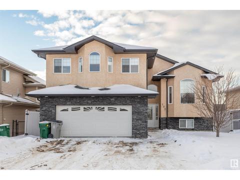 102 Houle Dr, House detached with 5 bedrooms, 3 bathrooms and null parking in Morinville AB | Card Image