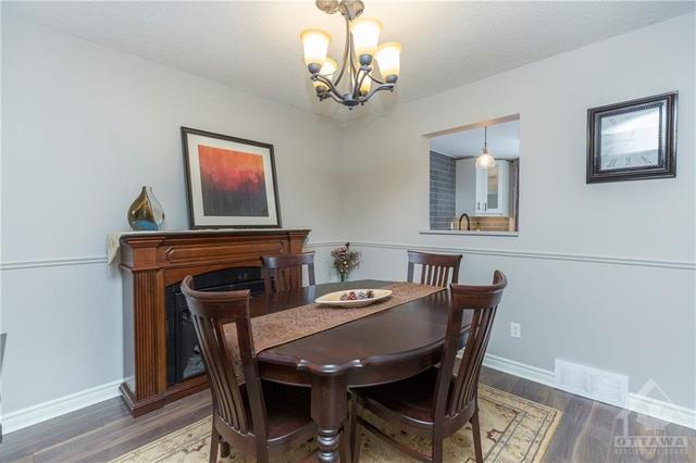 389 Pickford Drive, Townhouse with 3 bedrooms, 3 bathrooms and 3 parking in Ottawa ON | Image 13