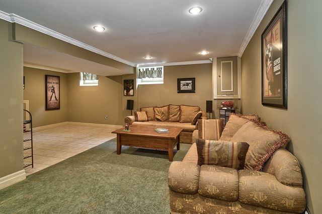 3419 Clanfield Cres, House detached with 4 bedrooms, 2 bathrooms and 2 parking in Mississauga ON | Image 15