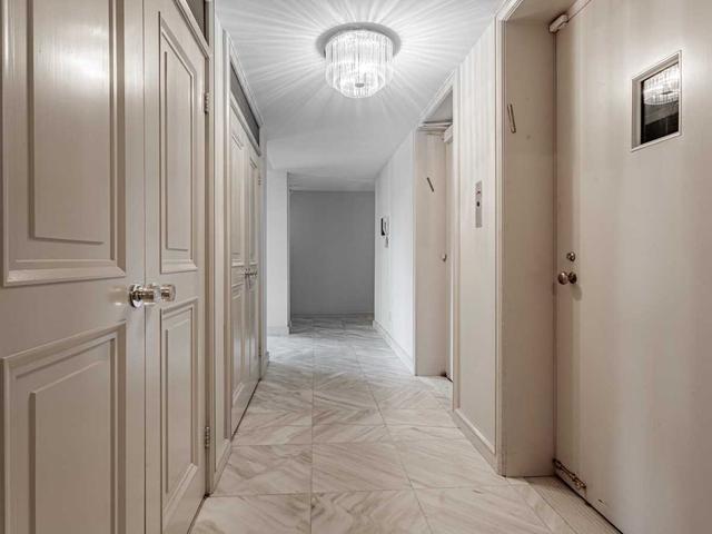 201 - 2600 Bathurst St, Condo with 3 bedrooms, 3 bathrooms and 2 parking in Toronto ON | Image 23