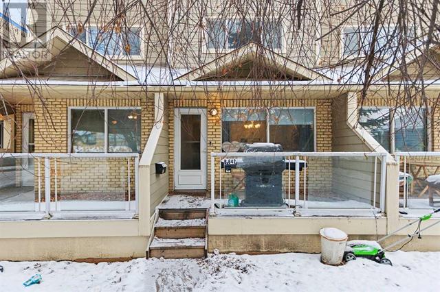 2, - 642 Mcdougall Road Ne, House attached with 3 bedrooms, 2 bathrooms and 1 parking in Calgary AB | Image 1