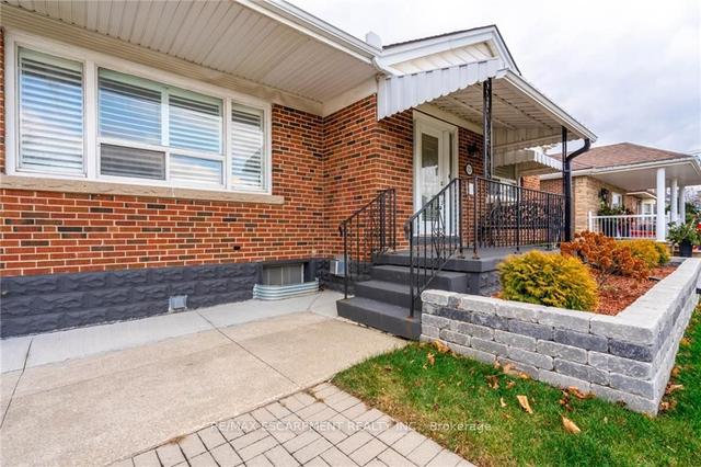 237 Parkdale Ave S, House detached with 3 bedrooms, 2 bathrooms and 2 parking in Hamilton ON | Image 12