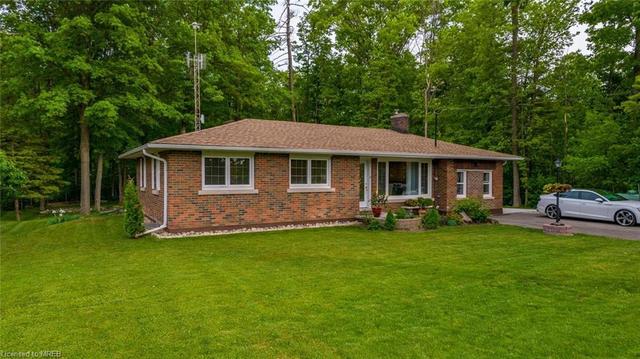 11100 Fifth Side Road, House detached with 3 bedrooms, 2 bathrooms and 11 parking in Halton Hills ON | Image 2