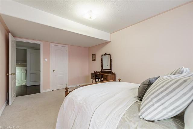 1723 Keppler Crescent, House detached with 2 bedrooms, 2 bathrooms and 6 parking in Peterborough ON | Image 36