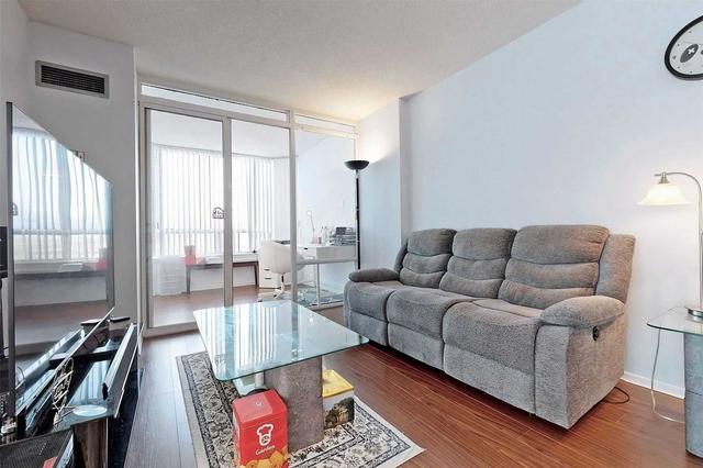 1512 - 330 Alton Towers Circ, Condo with 2 bedrooms, 2 bathrooms and 1 parking in Toronto ON | Image 25