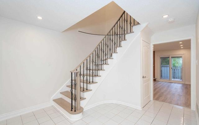 6008 Duford Dr, House detached with 4 bedrooms, 3 bathrooms and 4 parking in Mississauga ON | Image 29