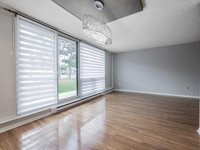 108 - 454 Centre St S, Condo with 3 bedrooms, 1 bathrooms and 1 parking in Oshawa ON | Image 24
