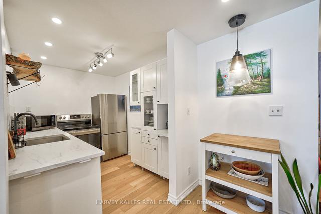 543 - 24 Southport St, Condo with 1 bedrooms, 1 bathrooms and 1 parking in Toronto ON | Image 4