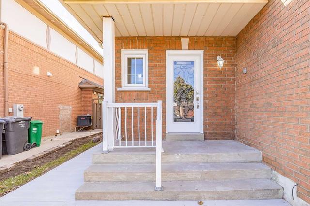 162 Rainforest Dr, House semidetached with 3 bedrooms, 4 bathrooms and 3 parking in Brampton ON | Image 36