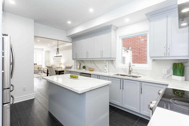 420 Ossington Ave, House detached with 4 bedrooms, 4 bathrooms and 0 parking in Toronto ON | Image 10