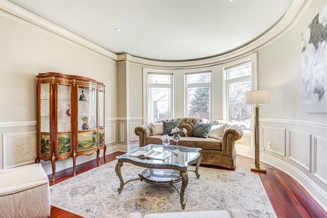 276 Hollywood Ave, House detached with 5 bedrooms, 7 bathrooms and 6 parking in Toronto ON | Image 37