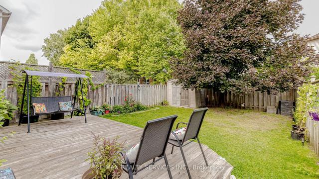 43 Creekwood Cres, House attached with 4 bedrooms, 3 bathrooms and 3 parking in Whitby ON | Image 31