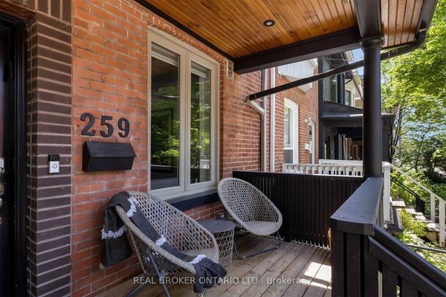 259 Crawford St, House semidetached with 3 bedrooms, 4 bathrooms and 0 parking in Toronto ON | Image 12