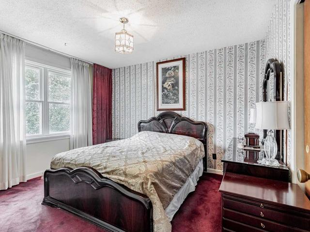 16 Ludgate Dr, House detached with 3 bedrooms, 1 bathrooms and 3 parking in Toronto ON | Image 18