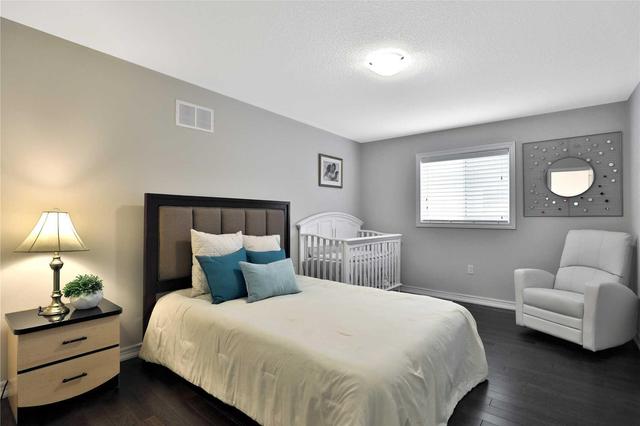 35 Keystone Cres, House detached with 4 bedrooms, 4 bathrooms and 2 parking in Hamilton ON | Image 15