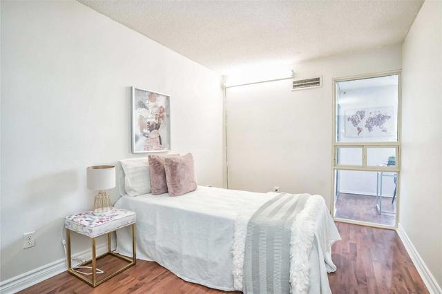 1509 - 2466 Eglinton Ave E, Condo with 2 bedrooms, 2 bathrooms and 1 parking in Toronto ON | Image 18