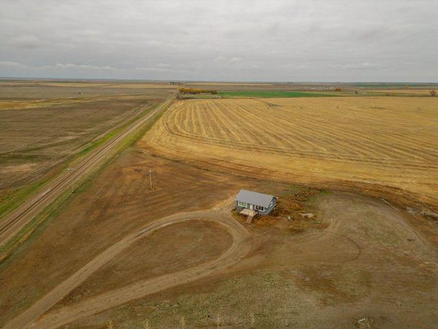 13498 Range Road 164, House detached with 2 bedrooms, 1 bathrooms and null parking in Taber MD AB | Image 38