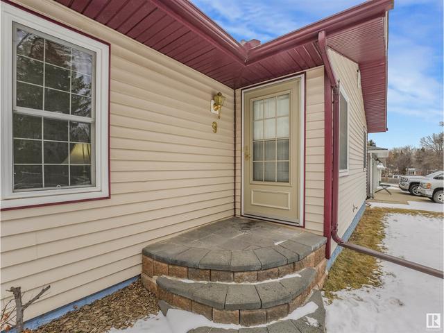 9 Bradburn Cr, House detached with 5 bedrooms, 1 bathrooms and 6 parking in St. Albert AB | Image 27
