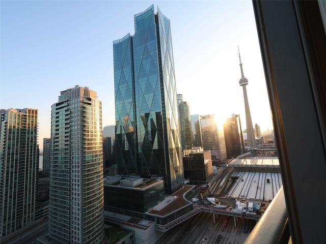 2601 - 1 The Esplanade Ave, Condo with 1 bedrooms, 1 bathrooms and 0 parking in Toronto ON | Image 9