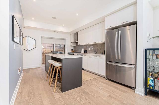 th3 - 169 Jones Ave, Townhouse with 2 bedrooms, 3 bathrooms and 1 parking in Toronto ON | Image 26