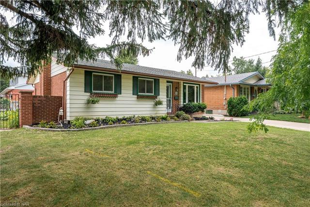 37 Cindy Drive, House detached with 3 bedrooms, 2 bathrooms and 4 parking in St. Catharines ON | Image 39