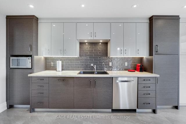 606 - 225 The Donway W, Condo with 2 bedrooms, 3 bathrooms and 2 parking in Toronto ON | Image 37