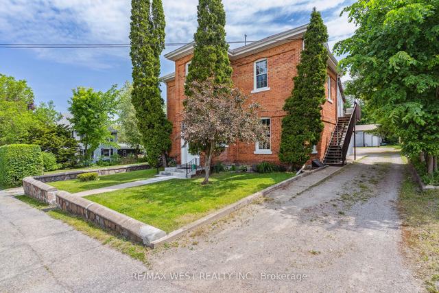 21 Peel St, House detached with 4 bedrooms, 4 bathrooms and 10 parking in Penetanguishene ON | Image 9