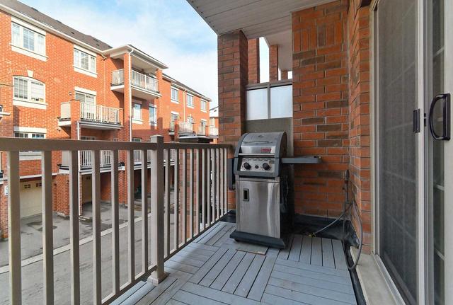 95 Silverwood Ave, Townhouse with 3 bedrooms, 2 bathrooms and 2 parking in Richmond Hill ON | Image 38