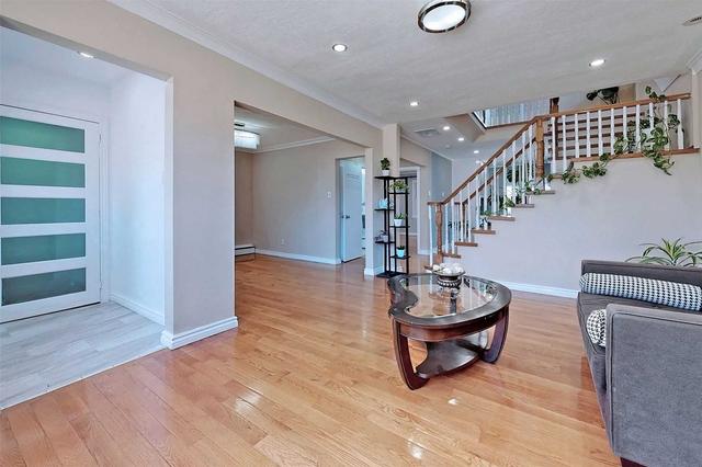 980 Warden Ave, House detached with 5 bedrooms, 4 bathrooms and 8 parking in Toronto ON | Image 36