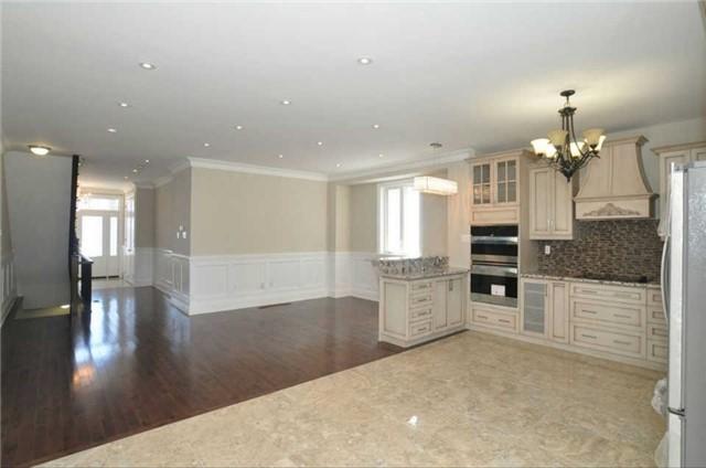 80 Claremore Ave, House detached with 4 bedrooms, 5 bathrooms and 2 parking in Toronto ON | Image 5