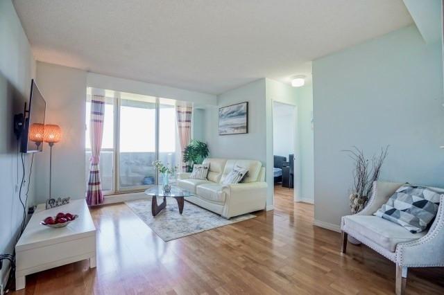 1007 - 30 Thunder Grve, Condo with 2 bedrooms, 2 bathrooms and 1 parking in Toronto ON | Image 3