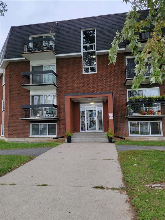 101 - 305 Spence Avenue, Condo with 1 bedrooms, 1 bathrooms and 1 parking in Hawkesbury ON | Image 1