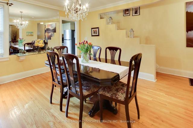 165 Maplewood Ave, House semidetached with 3 bedrooms, 2 bathrooms and 3 parking in Toronto ON | Image 27