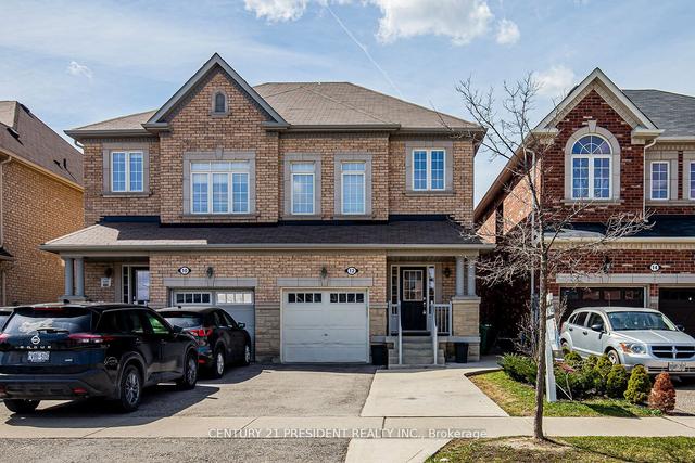 12 Dillon Dr, House semidetached with 4 bedrooms, 3 bathrooms and 2 parking in Brampton ON | Image 1