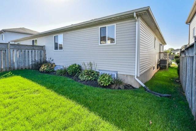 105 Edgemere Dr, House semidetached with 2 bedrooms, 3 bathrooms and 3 parking in Cambridge ON | Image 26