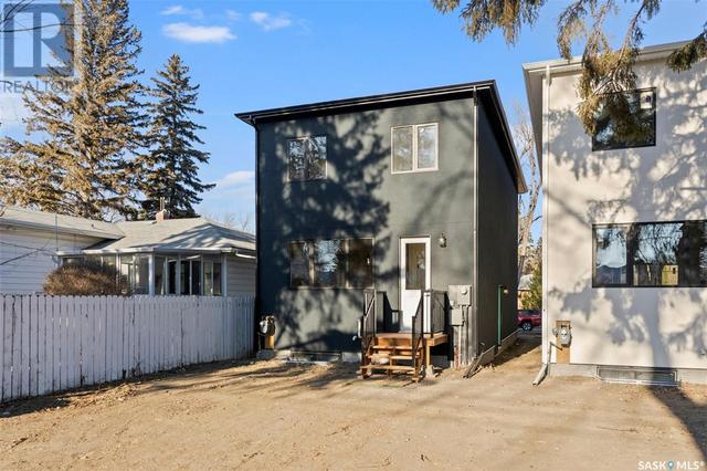 710 1st Street E, House detached with 3 bedrooms, 3 bathrooms and null parking in Saskatoon SK | Image 35