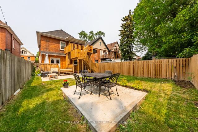 103 Myrtle Ave, House detached with 3 bedrooms, 3 bathrooms and 1 parking in Hamilton ON | Image 33