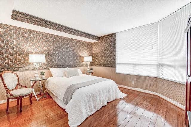 2203 - 1 Aberfoyle Cres, Condo with 2 bedrooms, 2 bathrooms and 1 parking in Toronto ON | Image 9