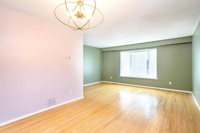 97 College Cres, House detached with 4 bedrooms, 2 bathrooms and 3 parking in Barrie ON | Image 3
