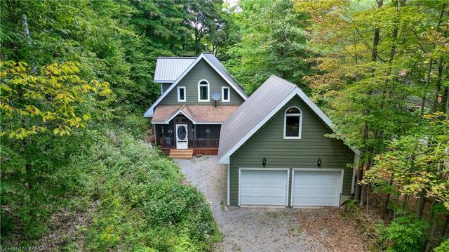 6397 Salmon Lake Road, House detached with 3 bedrooms, 2 bathrooms and 8 parking in South Frontenac ON | Image 1