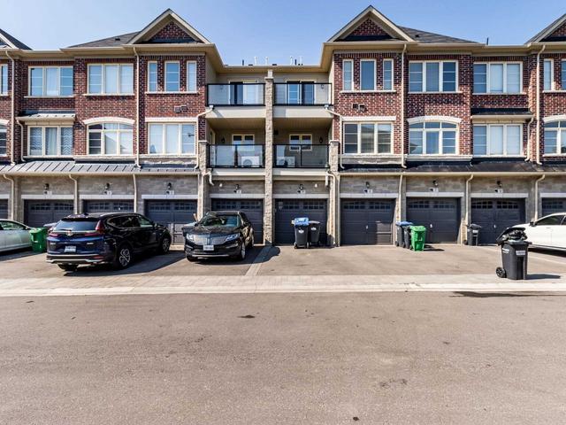 09 - 200 Veterans Dr, House attached with 3 bedrooms, 2 bathrooms and 2 parking in Brampton ON | Image 19