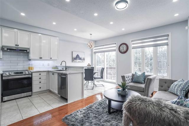 106 Calm Waters Cres, House semidetached with 3 bedrooms, 4 bathrooms and 3 parking in Brampton ON | Image 6