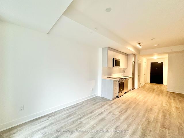 201 - 185 Deerfield Rd, Condo with 1 bedrooms, 2 bathrooms and 1 parking in Newmarket ON | Image 22