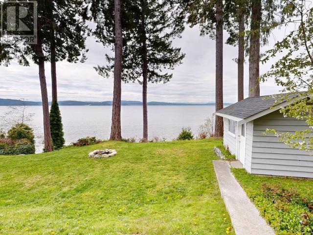 8535 Fern Road, House detached with 4 bedrooms, 3 bathrooms and null parking in Powell River B BC | Image 34
